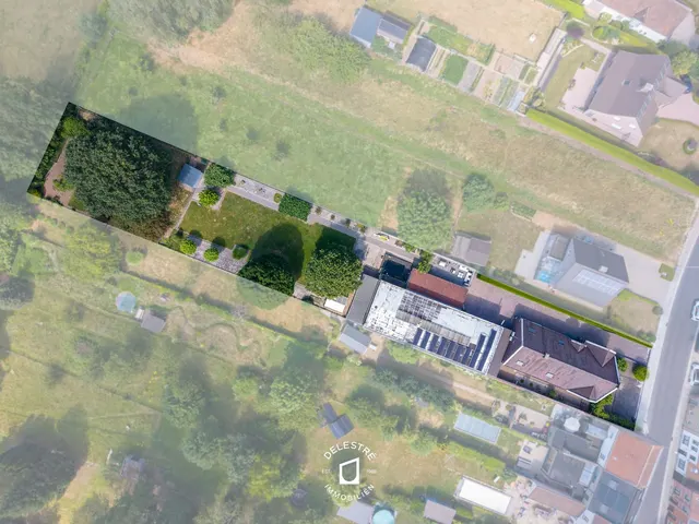 Villa te koop in Okegem – 1/10