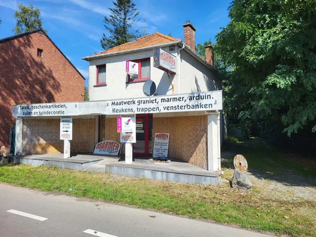 Huis te koop in Genk – 1/10
