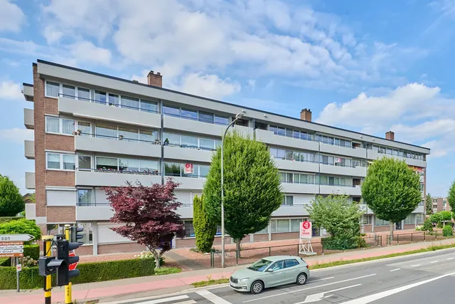 Appartement te koop in Maaseik – 1/10