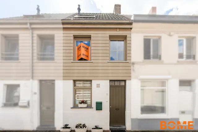 Huis te koop in Eeklo – 1/10