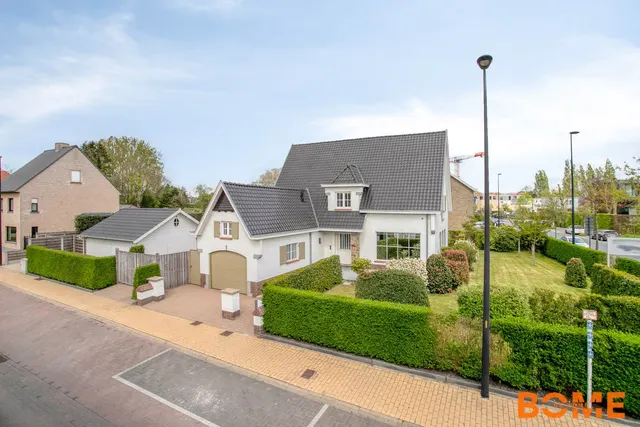 Huis te koop in Knesselare – 1/10