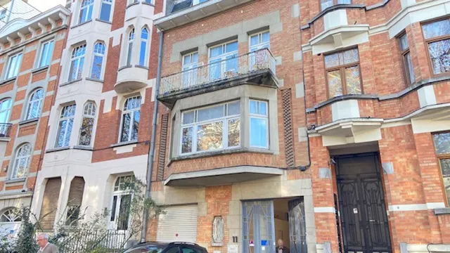 Appartement te koop in Forest – 1/6