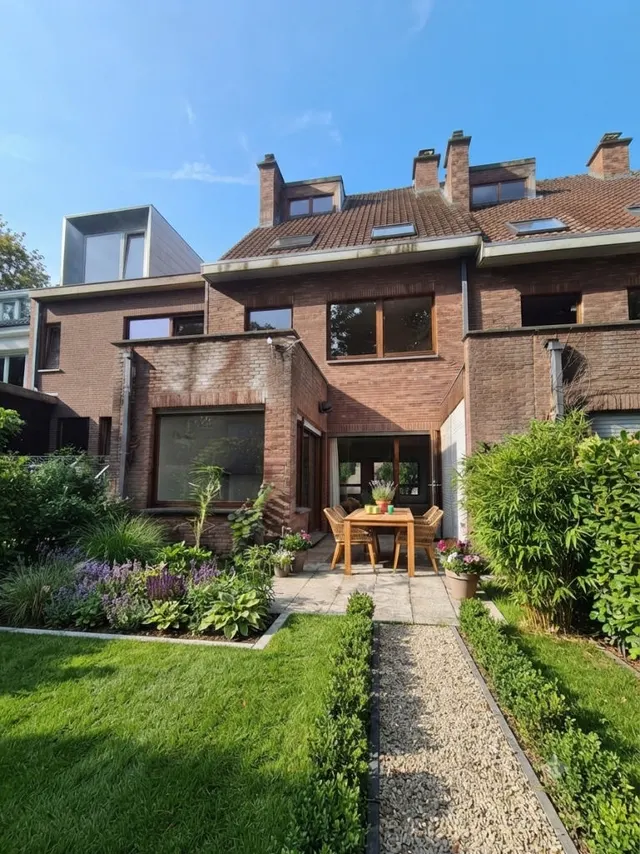 Maison à louer à Uccle – 1/10