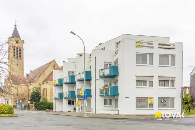 Appartement te koop in Roeselare – 1/10