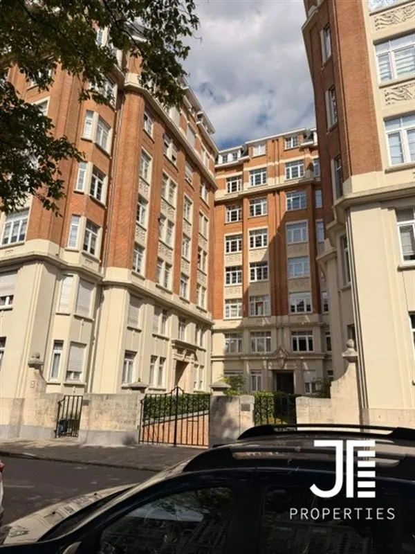 Appartement à vendre à Schaerbeek – 1/10