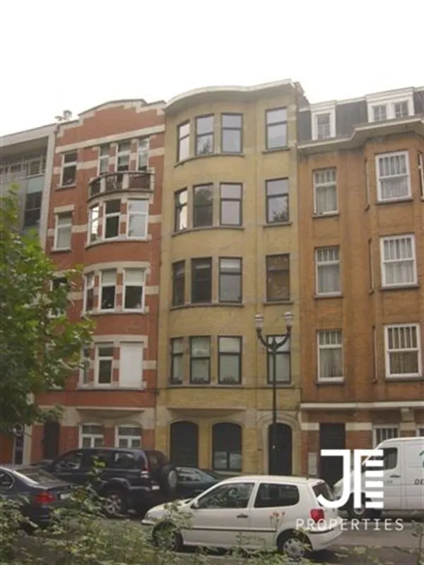Appartement à louer à Schaerbeek – 1/10