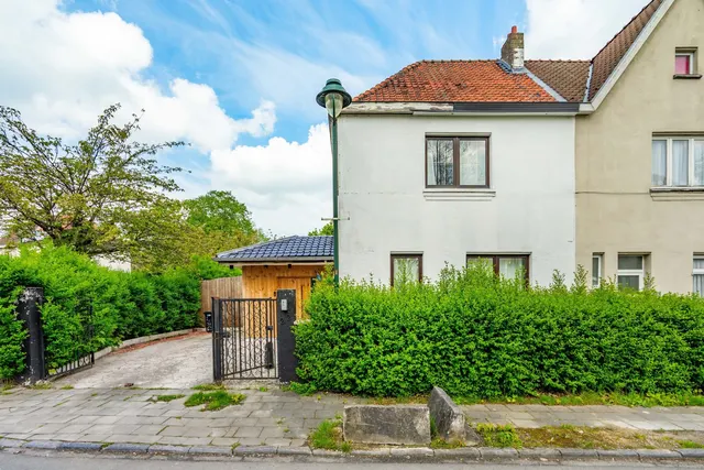Huis te koop in Anderlecht – 1/10
