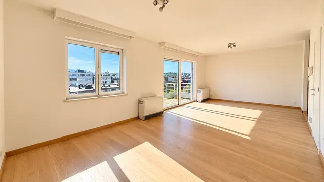 Appartement te koop in Molenbeek-Saint-Jean – 1/10