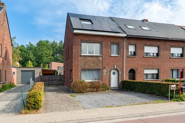 Huis te koop in Brasschaat – 1/10