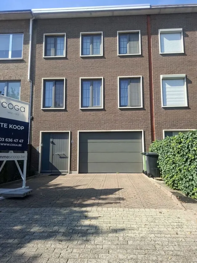 Huis te koop in Brasschaat – 1/10