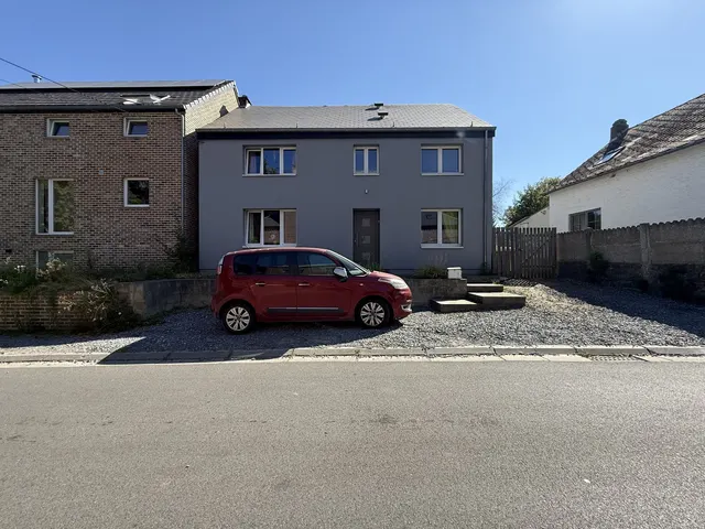 Huis te koop in Fernelmont – 1/10