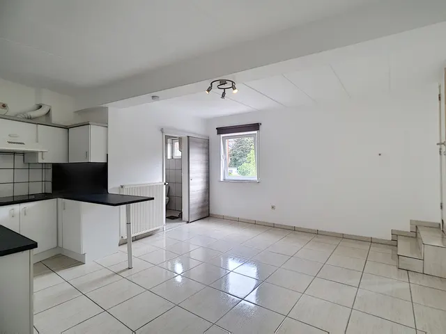 Appartement te huur in Charleroi Couillet – 1/8