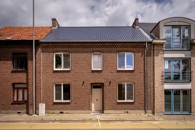 Huis à vendre à Maaseik – 1/10