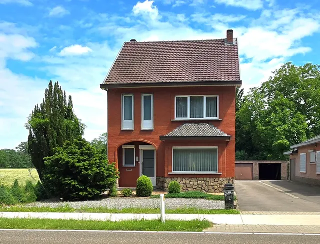 Eengezinswoning te koop in Lummen – 1/10