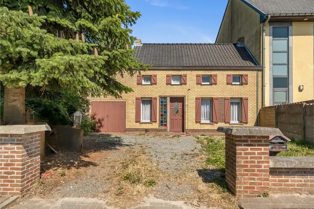 Huis te koop in Oosterzele – 1/10