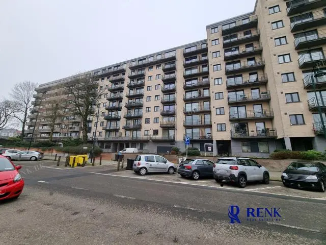 Appartement te koop in Forest – 1/8