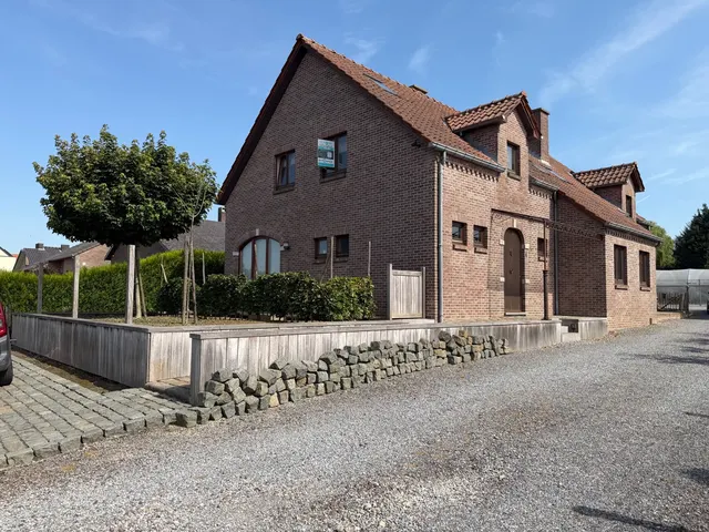 Huis te koop in Sint-Truiden – 1/10