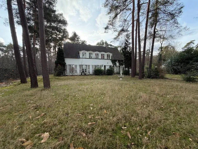 Villa te koop in Maasmechelen – 1/10
