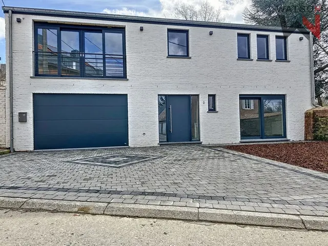 Huis te huur in Thorembais-Les-Béguines – 1/10