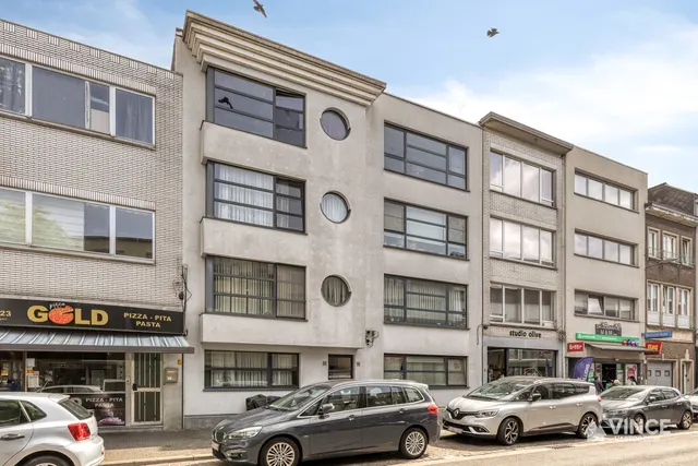 Appartementsgebouw for sale in Merksem – 1/10