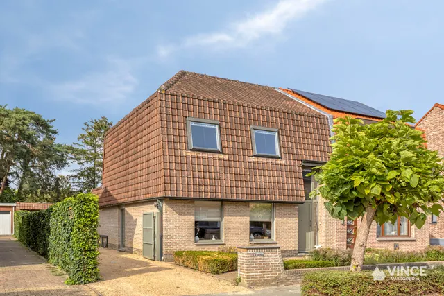 Eengezinswoning for sale in Brasschaat – 1/10