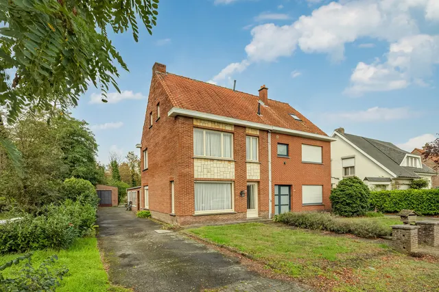 Eengezinswoning te koop in Sint-Gillis-Waas – 1/10