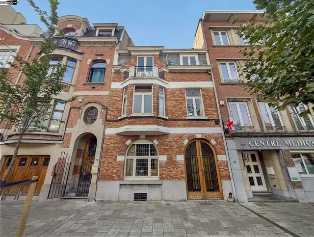 Huis te koop in Schaerbeek – 1/10