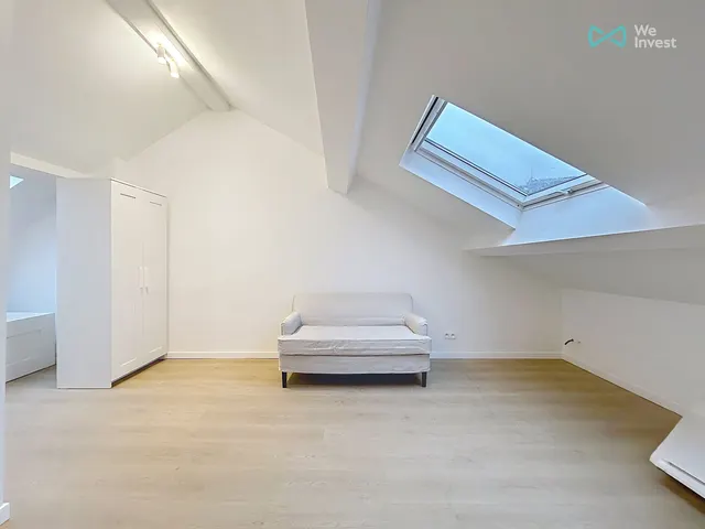Appartement te huur in Schaerbeek – 1/8