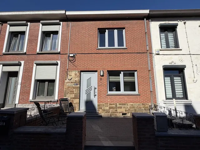 Huis te huur in Charleroi – 1/10