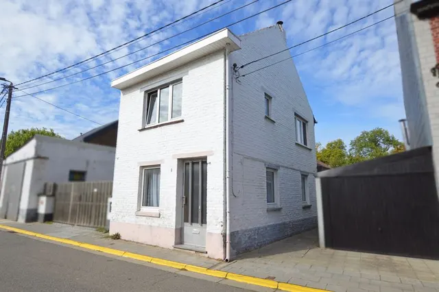 Huis te koop in Neerheylissem – 1/9