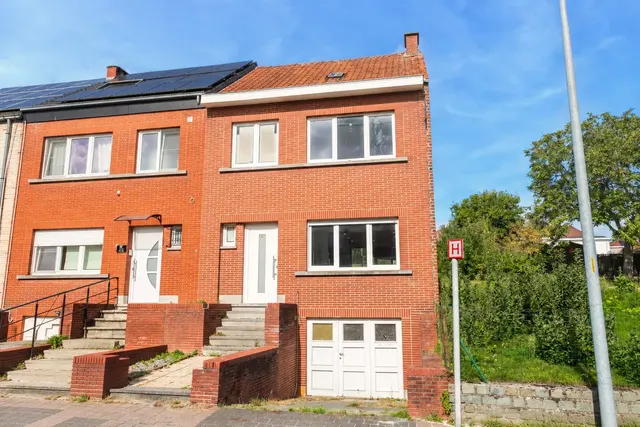 Maison à vendre à Sint-Pieters-Leeuw – 1/10