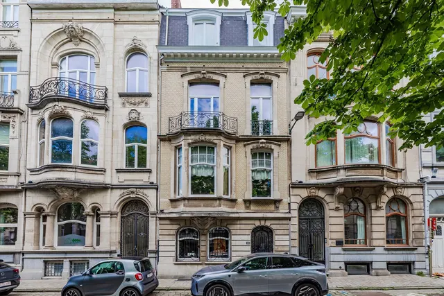 Maison à vendre à Forest – 1/10