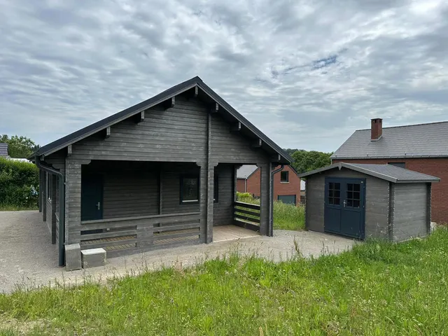 Chalet à vendre à Froidchapelle – 1/8