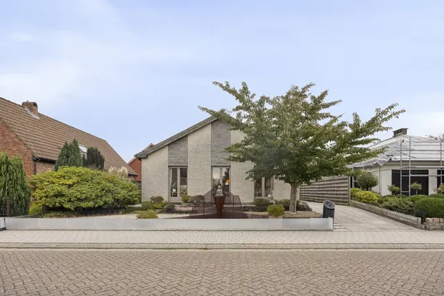 Huis te koop in Oud-Turnhout – 1/10