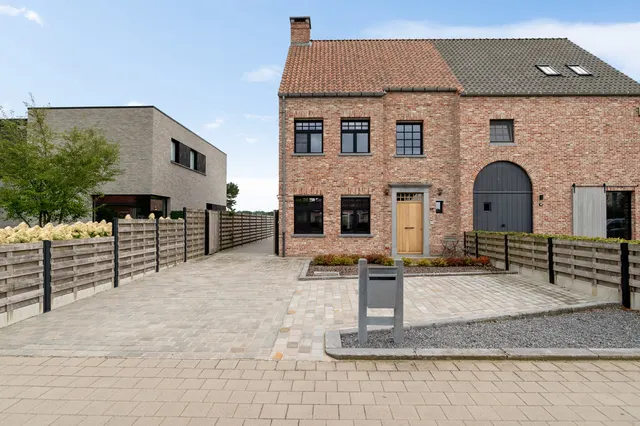 Huis te koop in Rijkevorsel – 1/10
