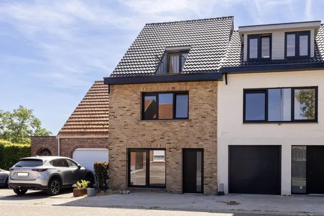 Huis te koop in Oud-Turnhout – 1/10