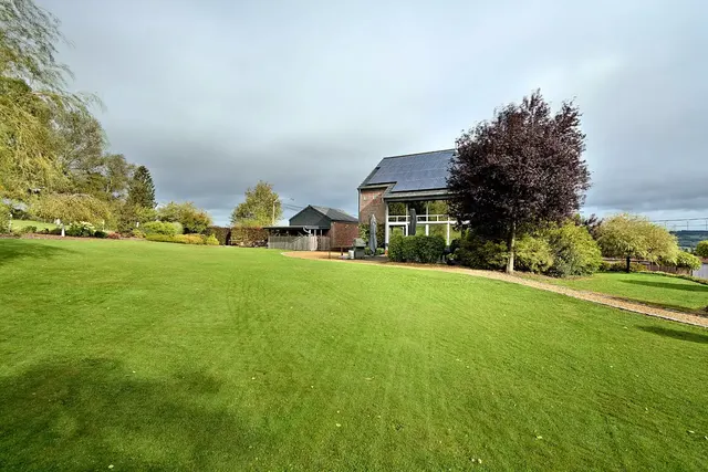 Huis te koop in Lierneux – 1/10