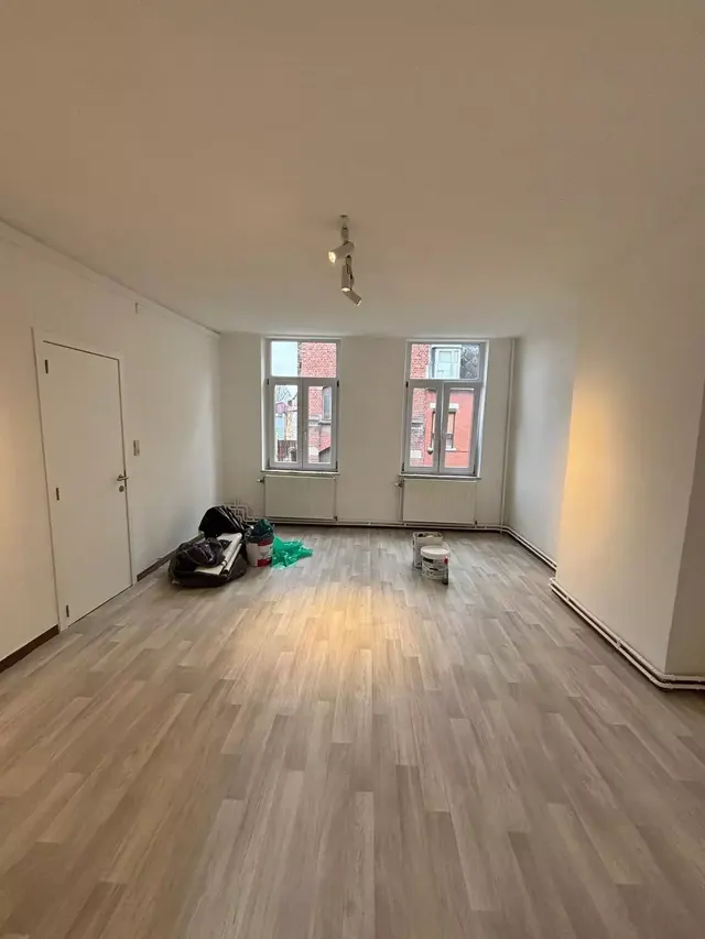 Appartement te huur in Liège – 1/8