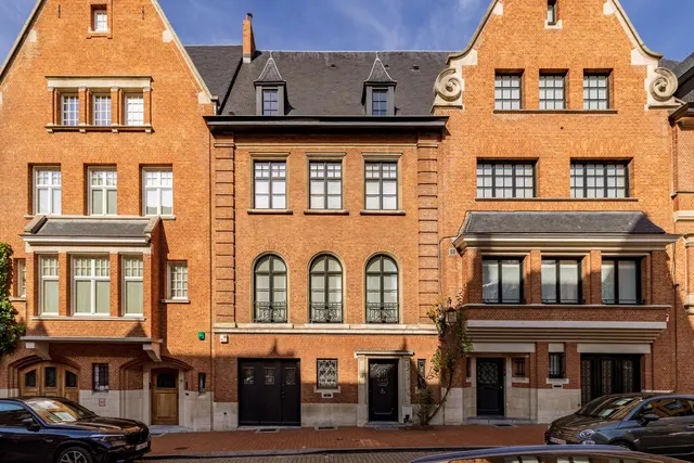 Huis te koop in Ixelles – 1/10