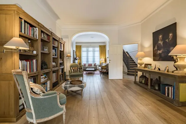 Huis te koop in Ixelles – 1/10