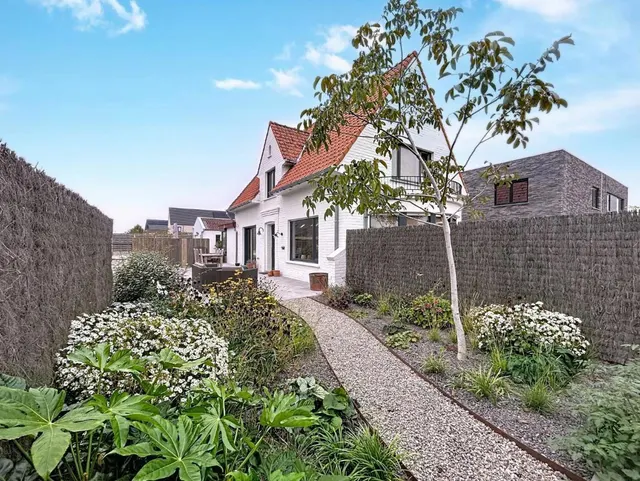 Huis te koop in Izegem – 1/10