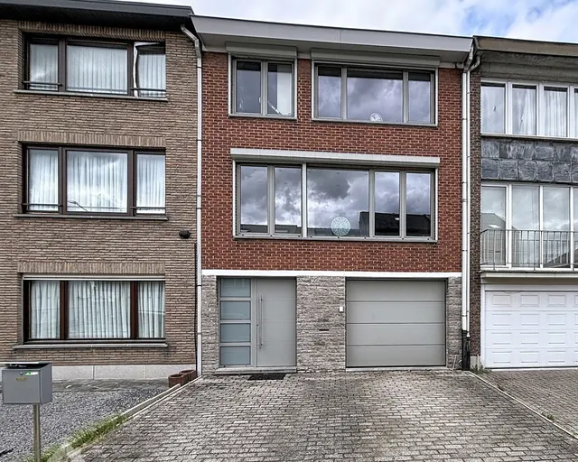 Huis for sale in Willebroek – 1/10