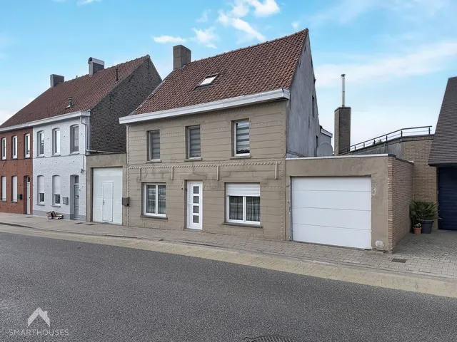 Huis te koop in Meulebeke – 1/10
