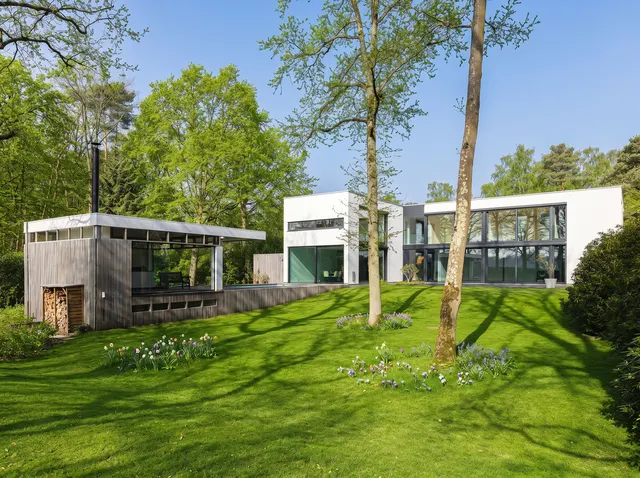Villa te koop in Antwerp – 1/10