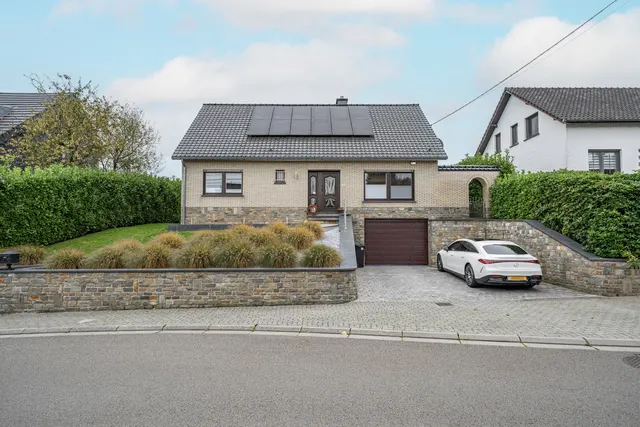 Huis te koop in Lontzen – 1/10