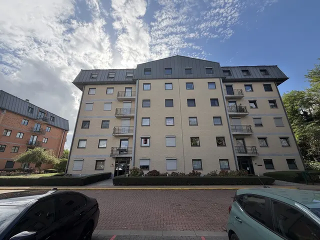 Appartement te koop in Montignies-sur-Sambre – 1/10