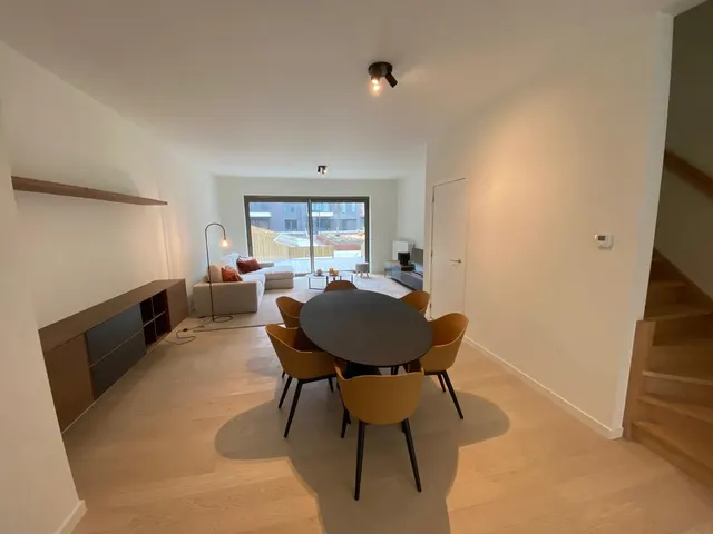 Eengezinswoning te koop in Oostende – 1/10