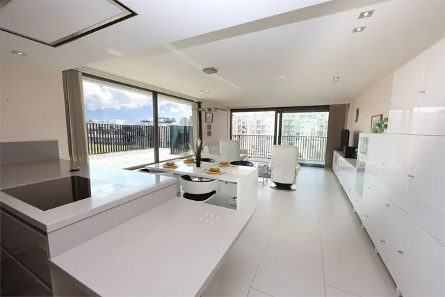 Penthouse te koop in Oostende – 1/10