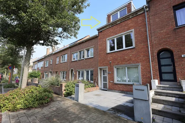 Eengezinswoning te koop in Oostende – 1/10