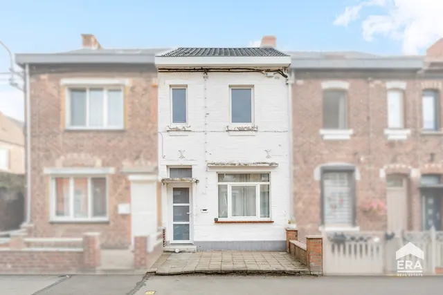 Huis te koop in Lodelinsart – 1/10